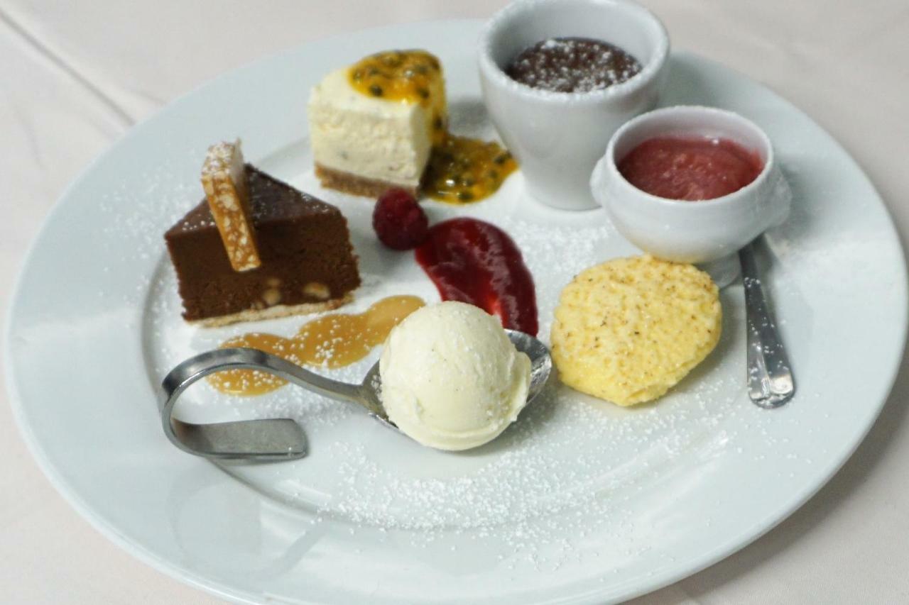 Manor House Hotel, 코커머스 외부 사진
